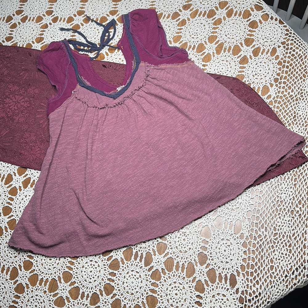 Free People shades of purple reverse stitch keyhole back Halter top size xs